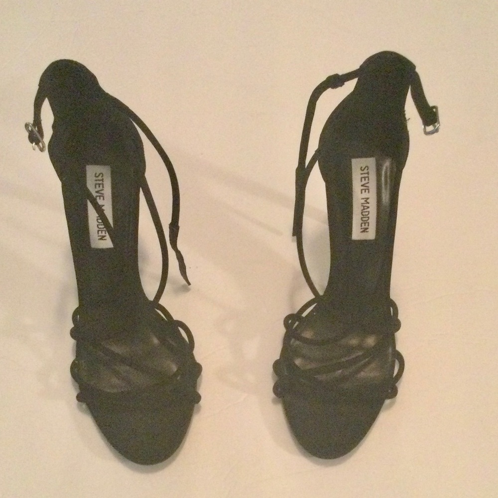 Steve Madden Signature Heels Practically Brand New - image 1